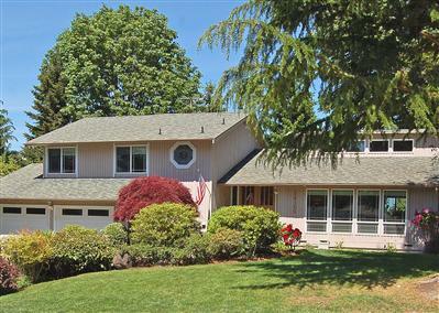 Property Photo:  14104 SE 46th Street  WA 98006 