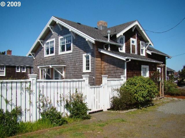 Property Photo: 498 Ocean OR 97138