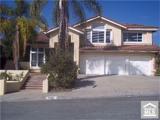 Property Photo:  25881 Faircourt Ln  CA 92653 