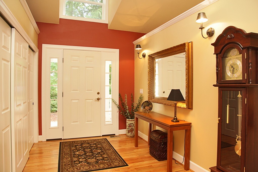 Property Photo: 1037 Woodside Lane WA 98260