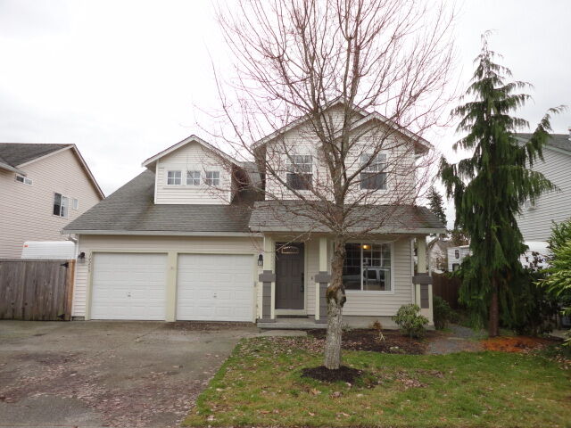 Property Photo:  14209 50th Ave SE  WA 98208 