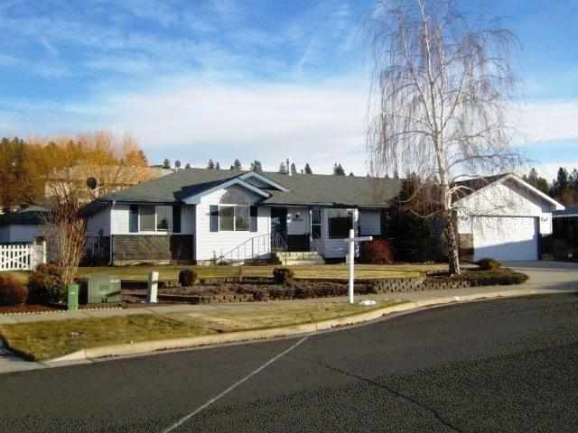 Property Photo: 10724 N Portsmouth Ct WA 99208