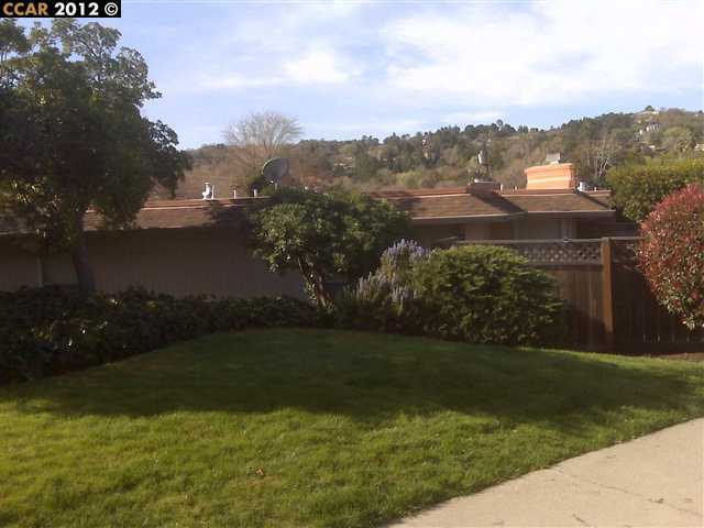 Property Photo:  1691 Alvarado Avenue 33  CA 94597 