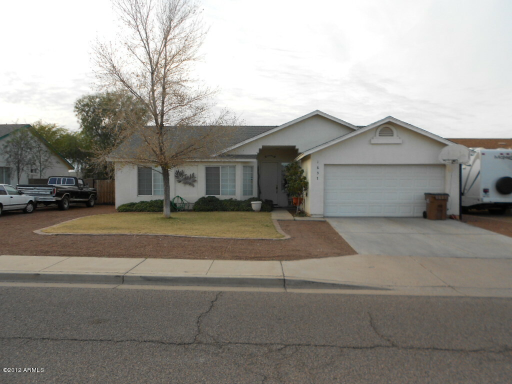 Property Photo:  1657 W 12th Avenue  AZ 85120 