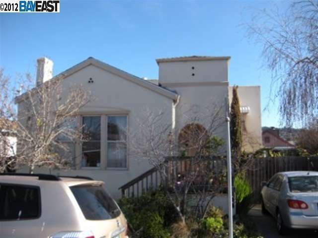 Property Photo:  622 43rd St  CA 94805 