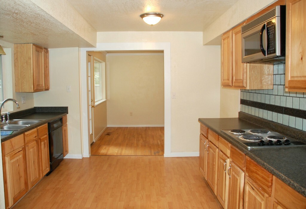 Property Photo: 10304 Lyris Ct SW WA 98498