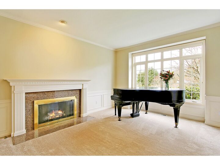 Property Photo:  21329 NE 81st St  WA 98053 