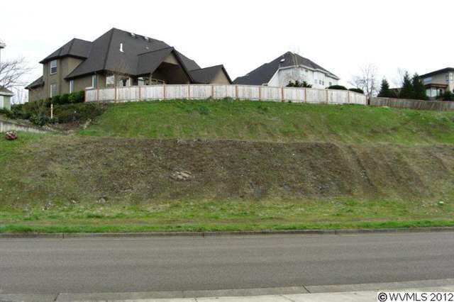 Property Photo: 4253 NW Boxwood Dr OR 97330