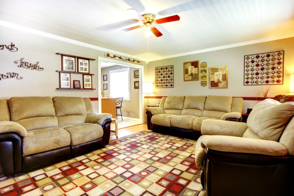 Property Photo: 10605 144th St E WA 98374
