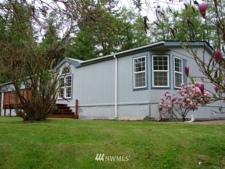 Property Photo: 5170 Deer Trail Lane WA 98260