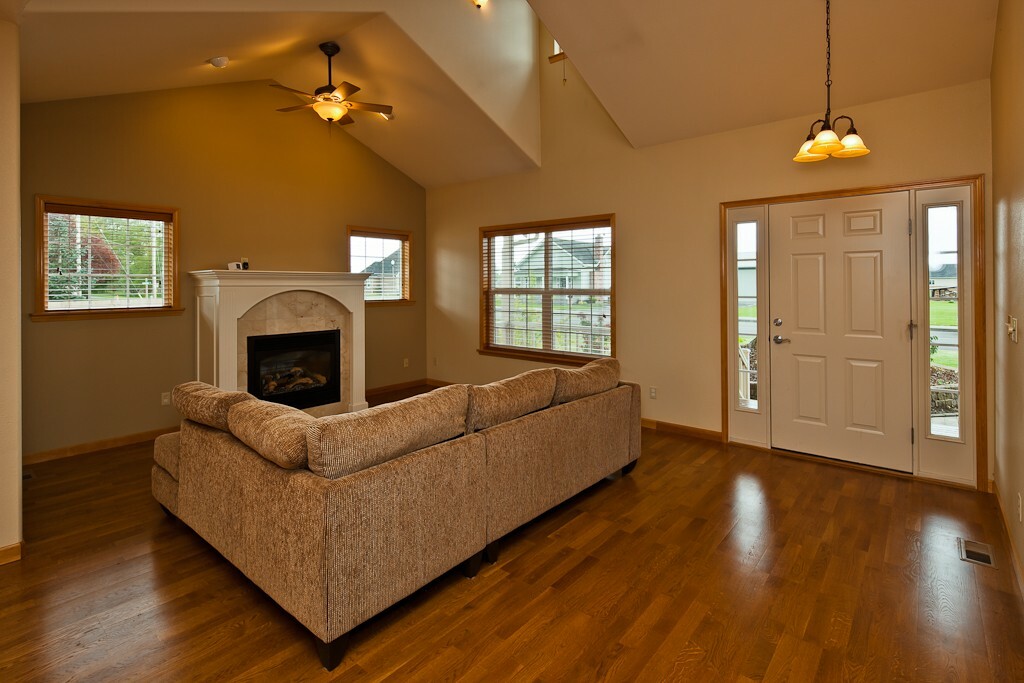 Property Photo: 302 W Third St WA 98247