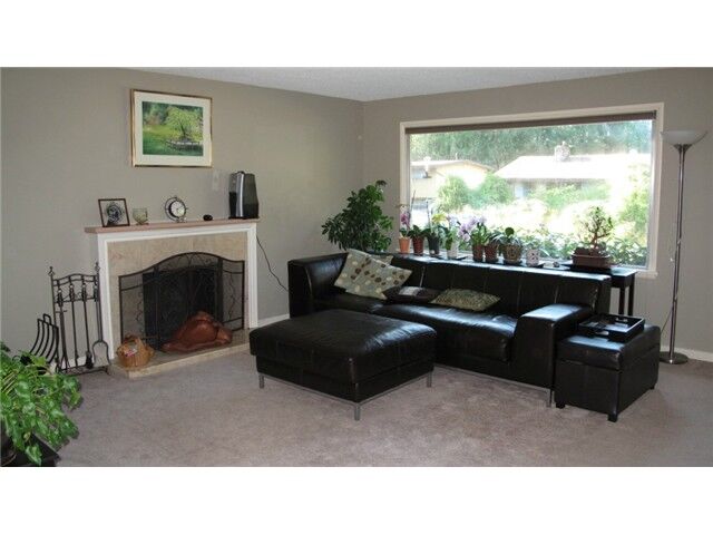 Property Photo: 1545 NE 166th WA 98155