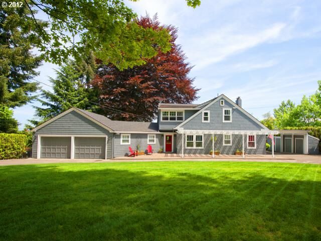Property Photo:  7326 SW Brier Pl  OR 97219 