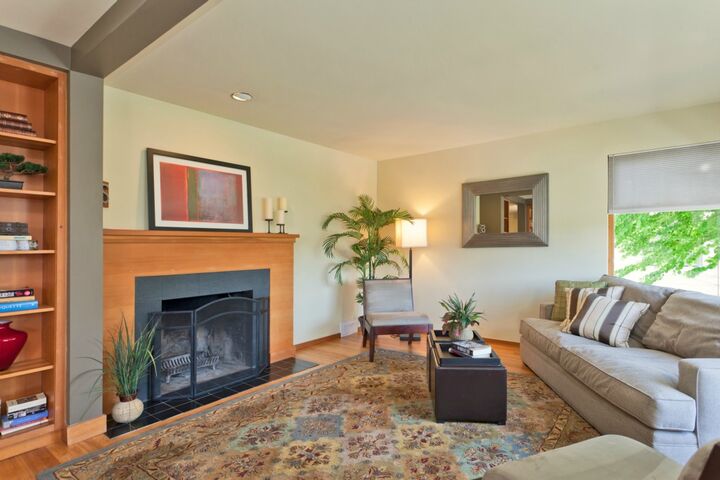 Property Photo:  3720 32nd Ave W  WA 98199 