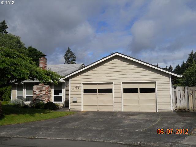 Property Photo: 4185 NE Meadow Ln OR 97124