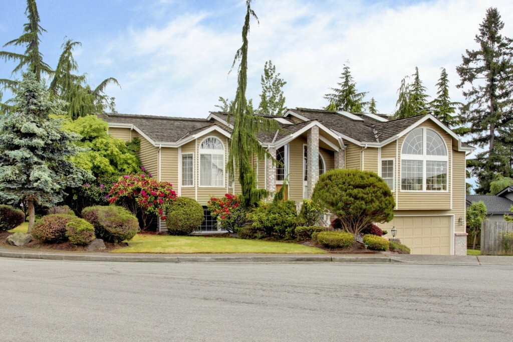 Property Photo: 1231 Crownmill Ave WA 98275
