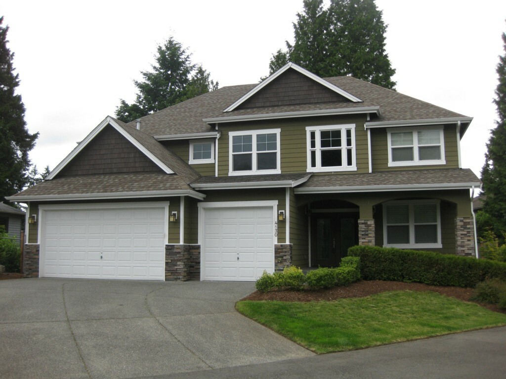 Property Photo:  4130 NE 22nd Place  WA 98059 