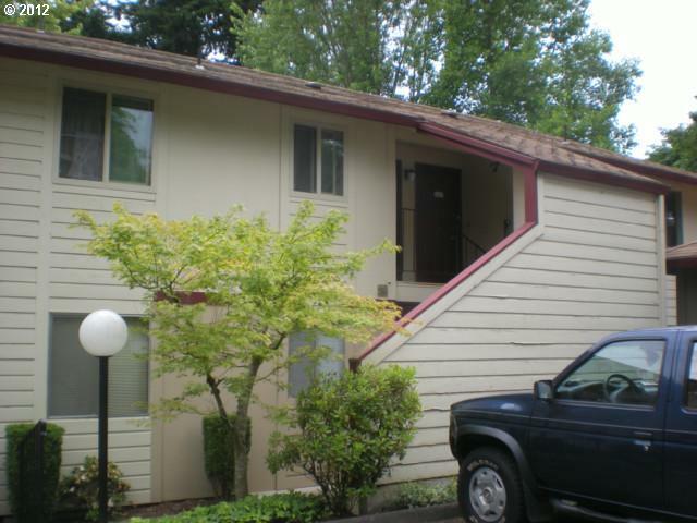 Property Photo:  12622 NW Barnes Rd 7  OR 97229 