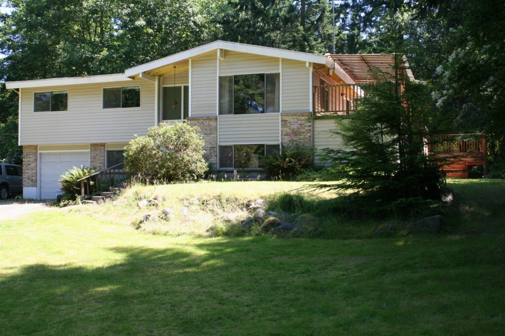 Property Photo: 423 Koontz Rd WA 98277