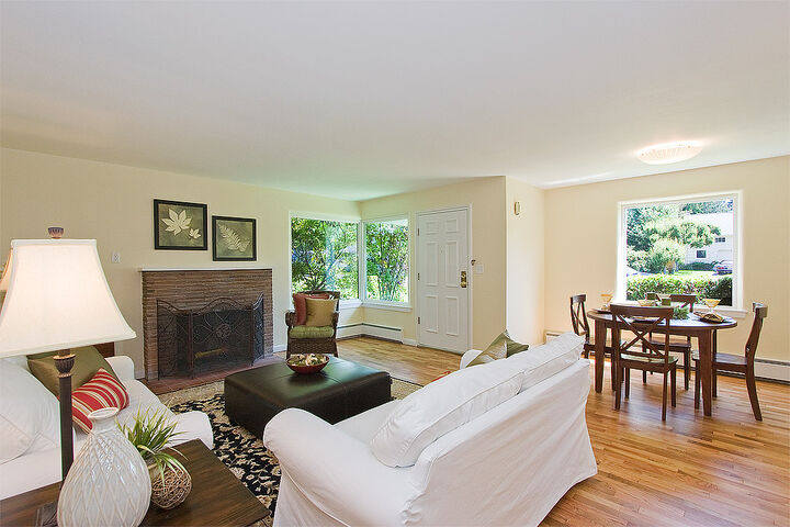 Property Photo: 12523 Phinney Avenue N WA 98133