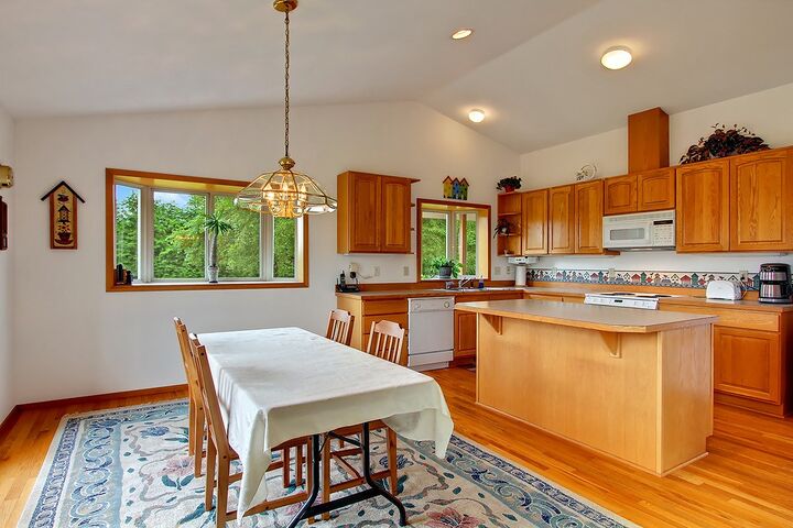 Property Photo:  20828 86th Ave SE  WA 98296 