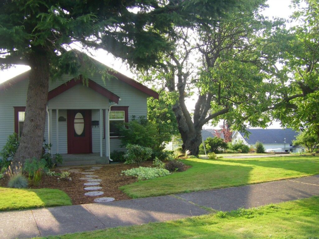 Property Photo: 1004 12th Street WA 98225