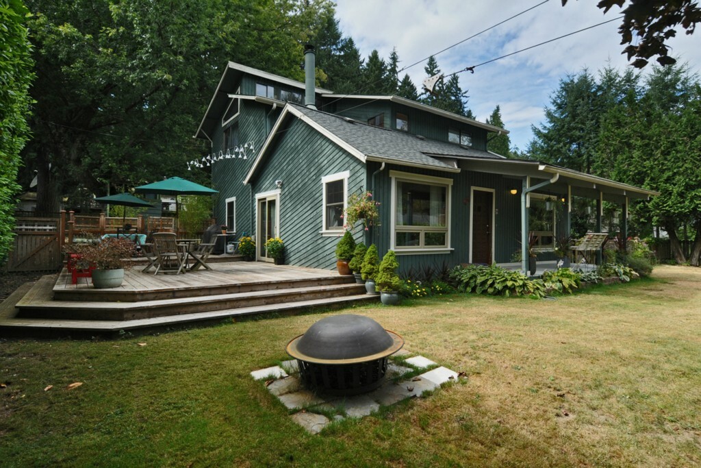 Property Photo:  2651 NE 169th St  WA 98155 