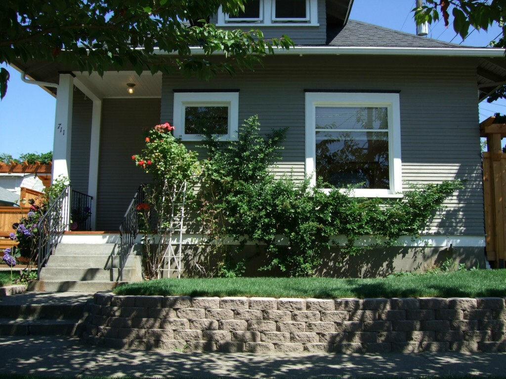 Property Photo:  711 N Junett St  WA 98406 