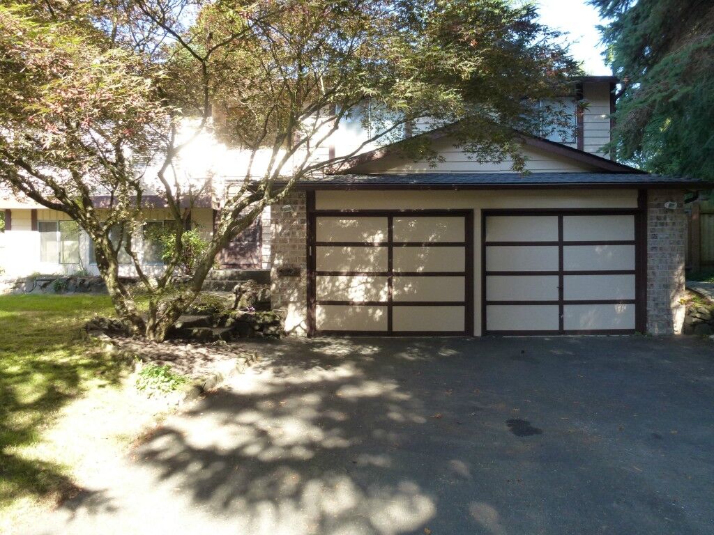 Property Photo:  5519  153 Street SW  WA 98026 