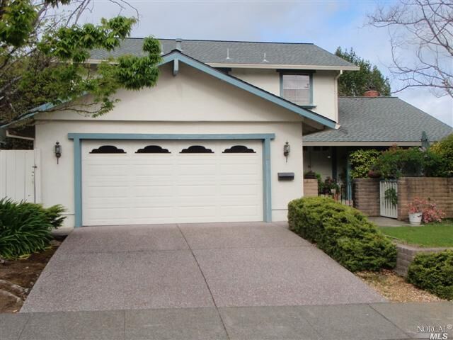 Property Photo:  8 Canyon Oak Drive  CA 94903 