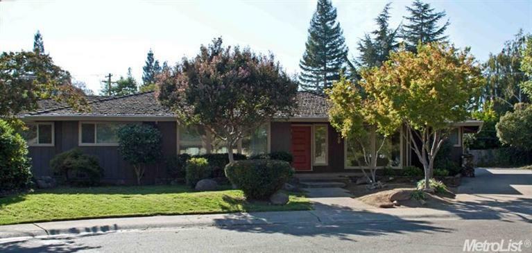 Property Photo:  5400 Alder Glen Ct  CA 95608 