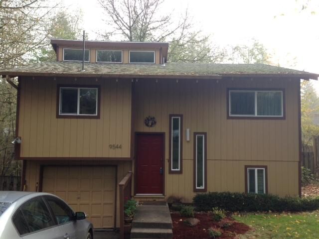 Property Photo:  9544 SW 51st Ave  OR 97219 