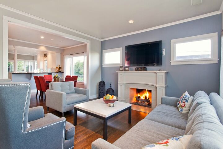 Property Photo:  2717 Warren Ave N  WA 98109 