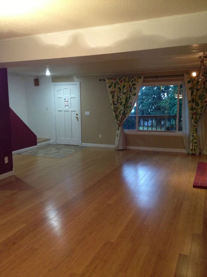 Property Photo:  5618 Commercial Ave  WA 98203 