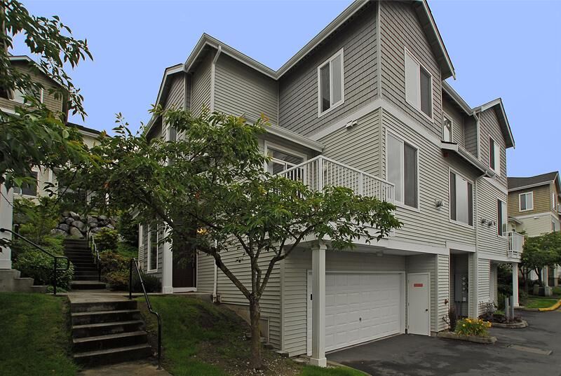 Property Photo:  14505 1 Lane NE 105  WA 98019 