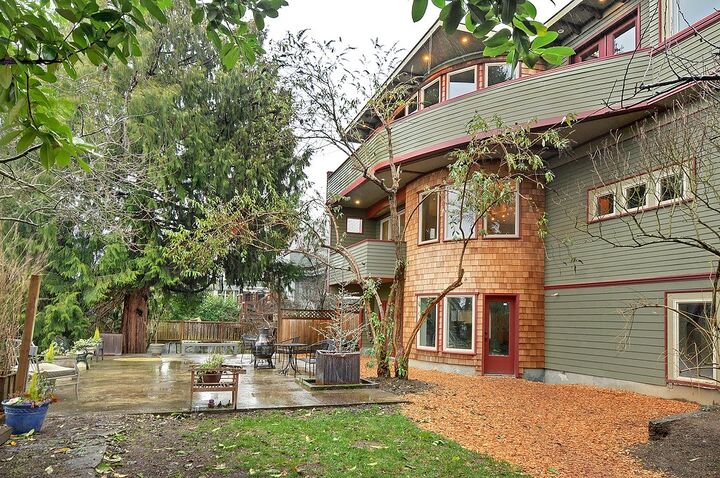 Property Photo:  6015 Palatine Ave N  WA 98103 