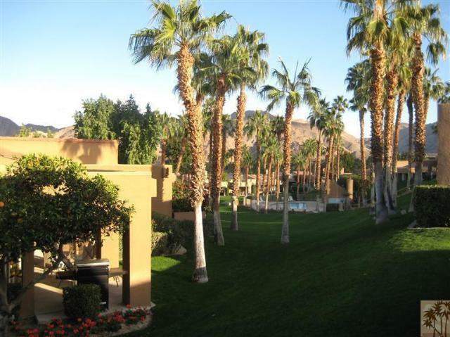 Property Photo: 73425 Poinciana Place CA 92260