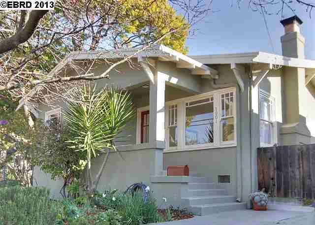 Property Photo:  1901 McGee Ave  CA 94703-1229 