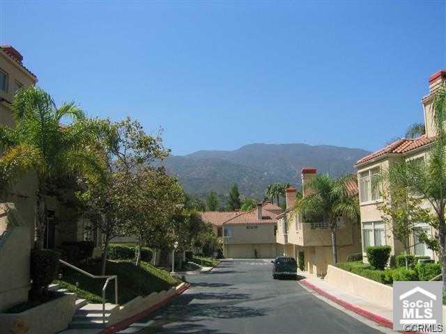 Property Photo:  3100 Puesta Del Sol Court 203  CA 92882 