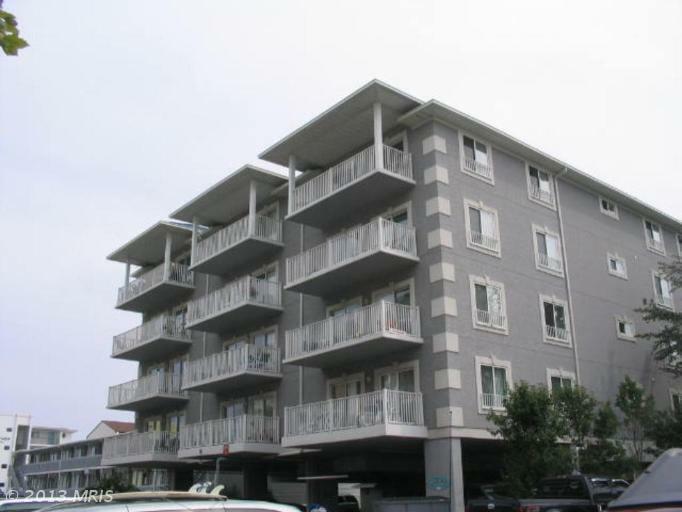 Property Photo:  15 45th St #402  MD 21842 