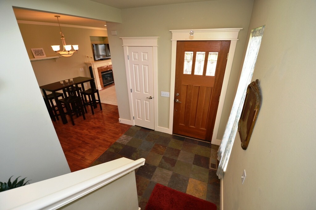 Property Photo: 4248 S Kenny St WA 98118