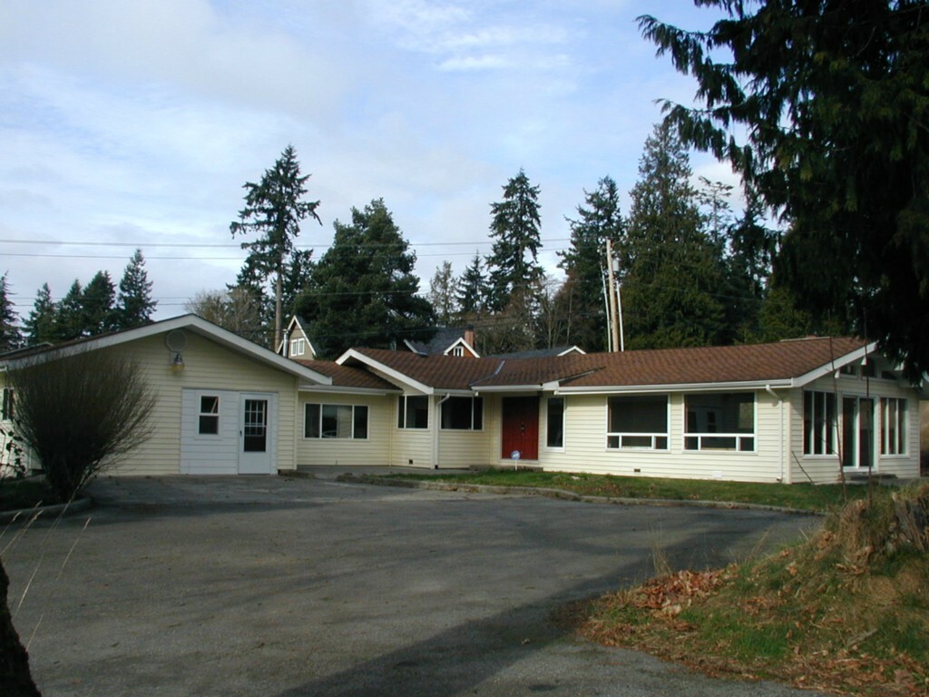 Property Photo:  31046 44th Ave S  WA 98001 