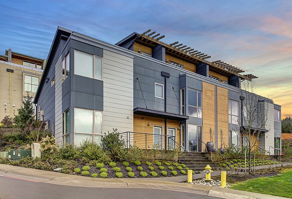 Property Photo:  4225 213th Place SE 58  WA 98029 