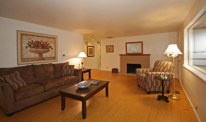 Property Photo:  626 SW 134 St  WA 98146 