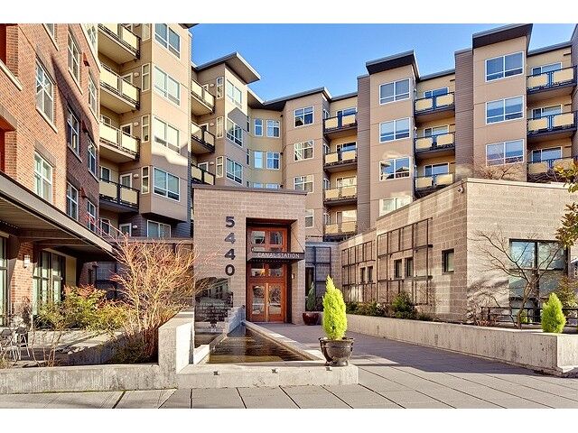 Property Photo: 5440 Leary Ave NW 316 WA 98107