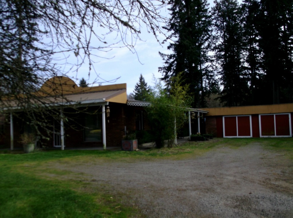 Property Photo: 4108 Glendale Rd WA 98236