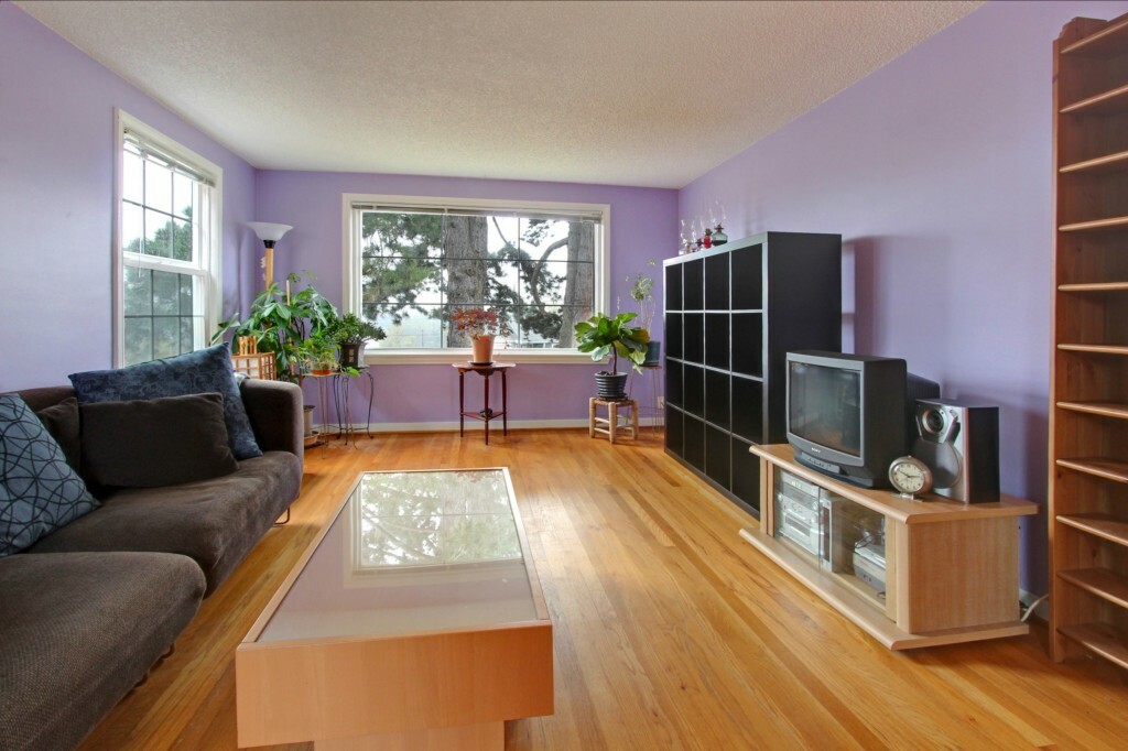 Property Photo: 7106 29th Ave SW WA 98126