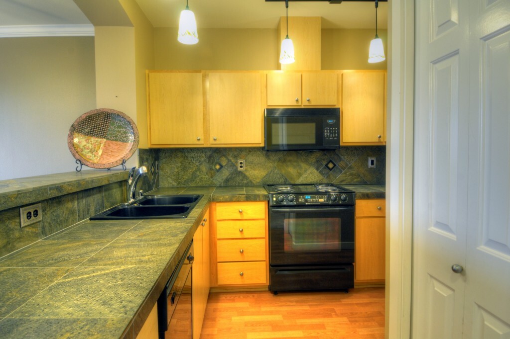 Property Photo: 13301 SE 79th Place A306 WA 98059