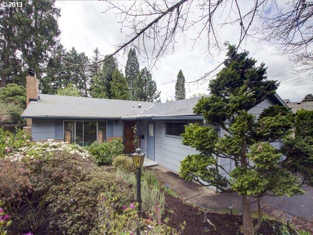 Property Photo:  5345 SE 38th Ave  OR 97202 