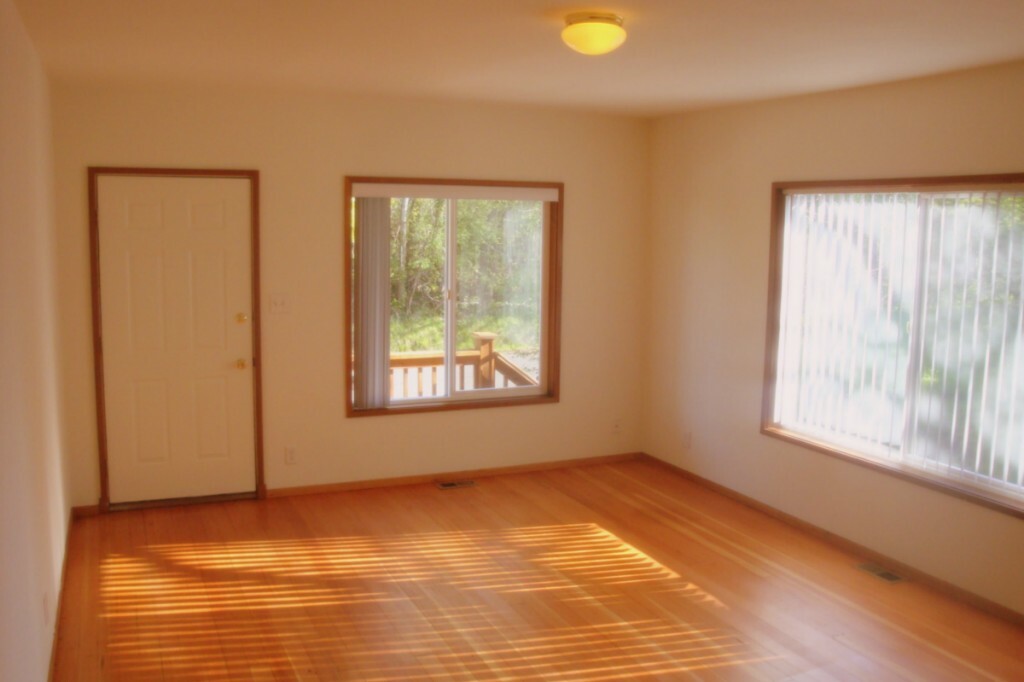 Property Photo:  725 Sterling Dr  WA 98226 